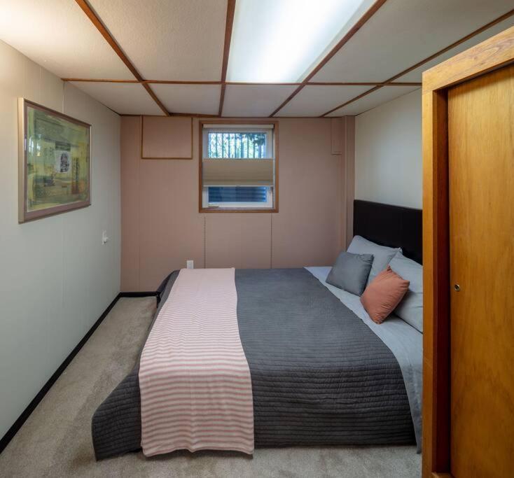 Seaview Hideaway Heated Floors, Free Parking Villa Сиатъл Екстериор снимка